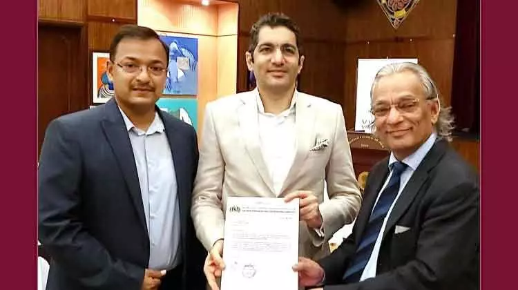 പ്രവാസികളുടെ മടക്കയാത്ര : നിവേദനങ്ങളും കത്തുകളുമായി പ്രവാസി സംഘടനകൾ