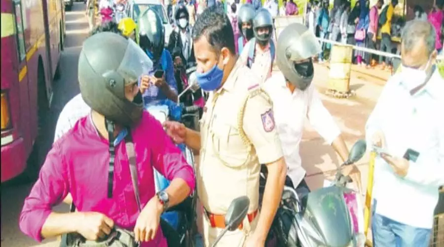 കർണാടക അതിർത്തിയിൽ നിയന്ത്രണം കടുപ്പിച്ചു