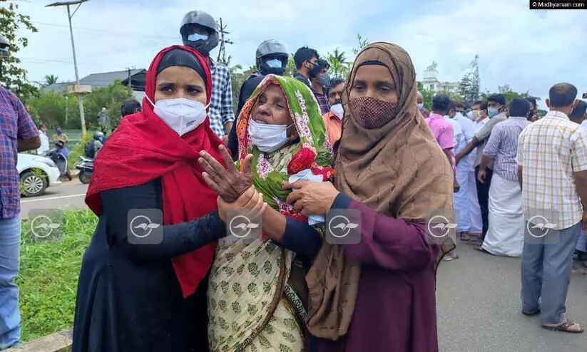 കടുവാക്കുളത്ത് ജീവനൊടുക്കിയ ഇരട്ട സഹോദരങ്ങളുടെ