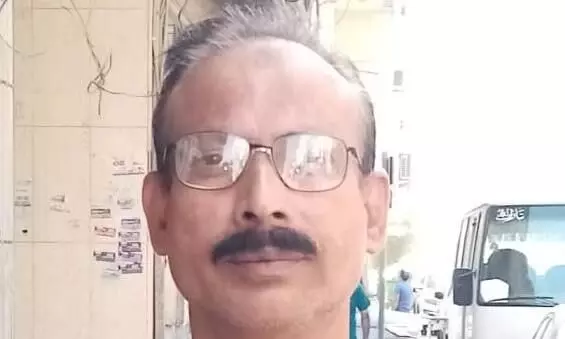 എറണാംകുളം സ്വദേശി ഹൃദയാഘാതത്തെത്തുടർന്ന് ദമ്മാമിൽ മരിച്ചു എറണാംകുളം സ്വദേശി ഹൃദയാഘാതത്തെത്തുടർന്ന് ദമ്മാമിൽ മരിച്ചു