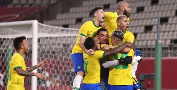 ഒളിമ്പിക്​സ്​ ഫുട്​ബാൾ: ബ്രസീൽ-സ്പെയിൻ ഫൈനൽ