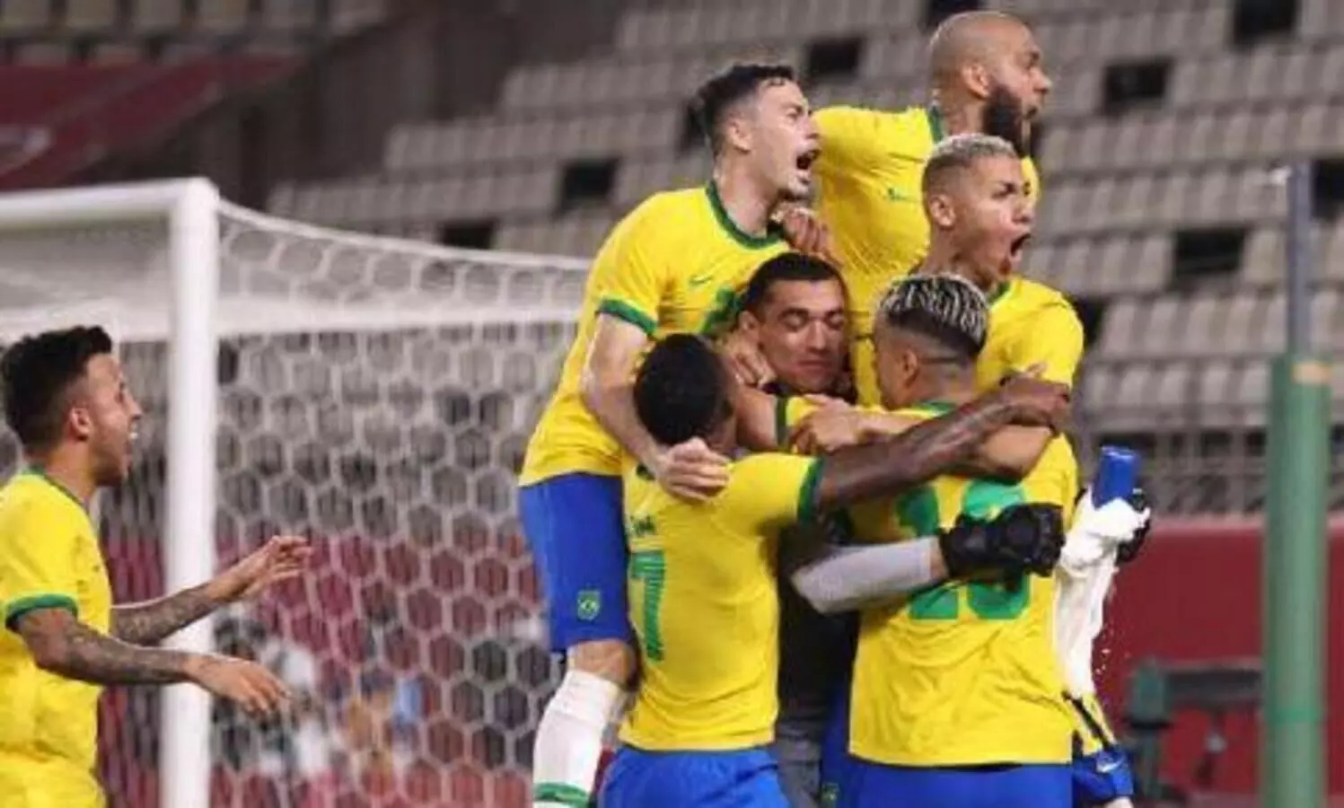 ഒളിമ്പിക്​സ്​ ഫുട്​ബാൾ: ബ്രസീൽ-സ്പെയിൻ ഫൈനൽ