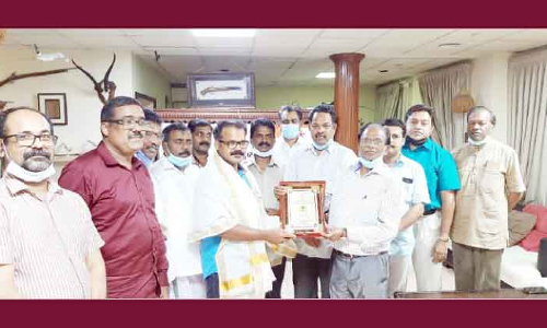 അവാർഡ് ജേതാക്കളെ ഇൻകാസ് ആദരിച്ചു