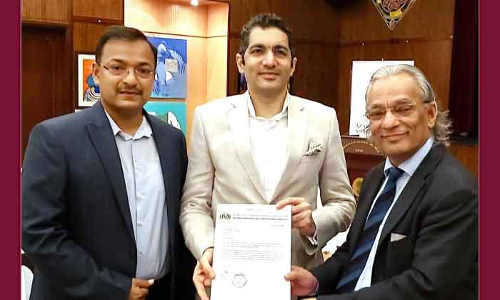 പ്രവാസികളുടെ മടക്കയാത്ര : നിവേദനങ്ങളും കത്തുകളുമായി പ്രവാസി സംഘടനകൾ