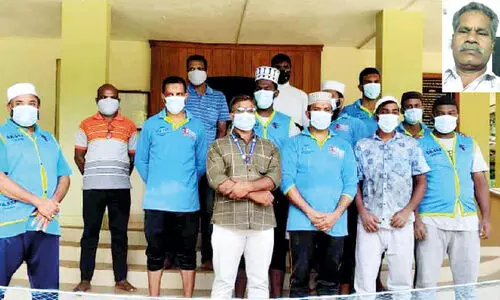 ത​മി​ഴ്നാ​ട് സ്വ​ദേ​ശിയുടെ സംസ്​കാരം: വിഖായ പ്രവർത്തകർക്ക് ഗവർണറുടെ അനുമോദനം