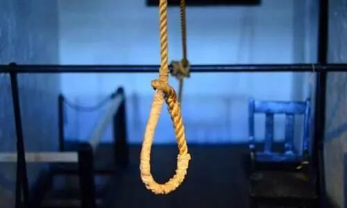 Decomposed bodies of 2 sisters found hanging at Navi Mumbai flat