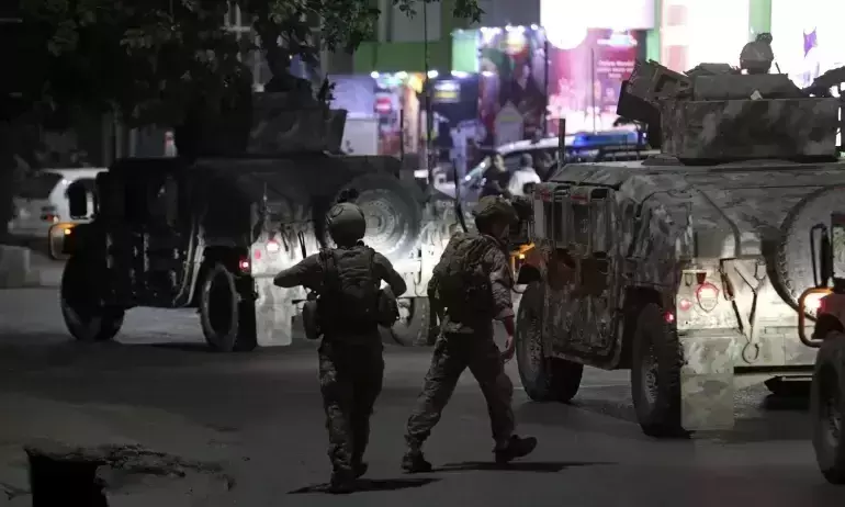 അഫ്​ഗാനിൽ മന്ത്രിവസതിക്കു നേരെ ബോംബാക്രമണം; കാബൂളിൽ സ്​ഫോടന പരമ്പര