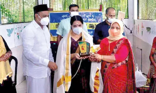 35 വർഷത്തെ സേവനം: മാലതി ടീച്ചർക്ക് നാടി​െൻറ ആദരം