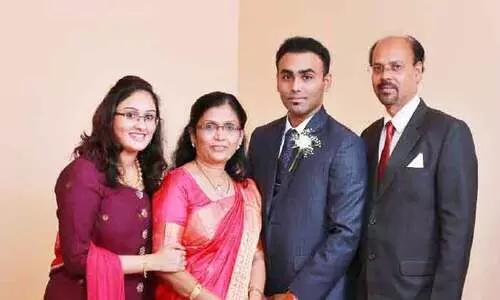 ബഹ്​റൈൻ പ്രവാസത്തിന്​ വിരാമമിട്ട്​ സാജനും കുടുംബവും