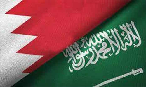 അ​ബൂ​ദ​ബി കി​രീ​ടാ​വ​കാ​ശി ഹ​മ​ദ്​ രാ​ജാ​വു​മാ​യി കൂ​ടി​ക്കാ​ഴ്ച ന​ട​ത്തി