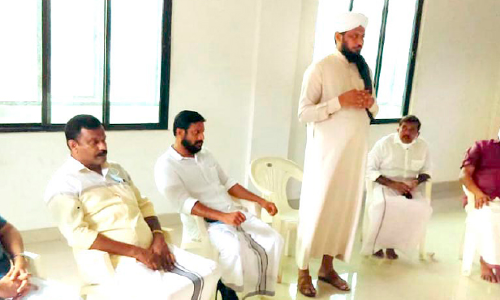 സ​ച്ചാ​ര്‍ ക​മ്മി​റ്റി നി​ർ​ദേ​ശ​ങ്ങ​ള്‍ ന​ട​പ്പാ​ക്കാ​ന്‍ സ​ര്‍ക്കാ​ര്‍ ത​യാ​റാ​ക​ണം