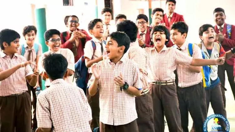 സ്കൂളുകൾ തുറക്കുന്നു: സൗദിയിലേക്ക് യാത്രപ്രതിസന്ധി തീരുന്നതും കാത്ത് പ്രവാസി വിദ്യാർഥികൾ സ്കൂളുകൾ തുറക്കുന്നു: സൗദിയിലേക്ക് യാത്രപ്രതിസന്ധി തീരുന്നതും കാത്ത് പ്രവാസി വിദ്യാർഥികൾ