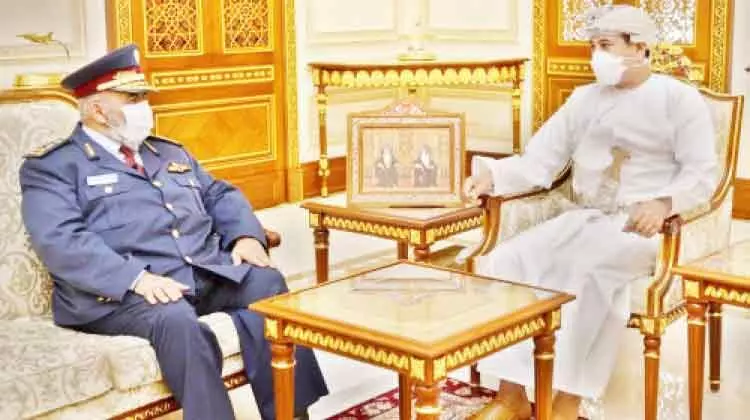 ഖത്തർ സായുധസേന മേധാവി ഒമാനിൽ