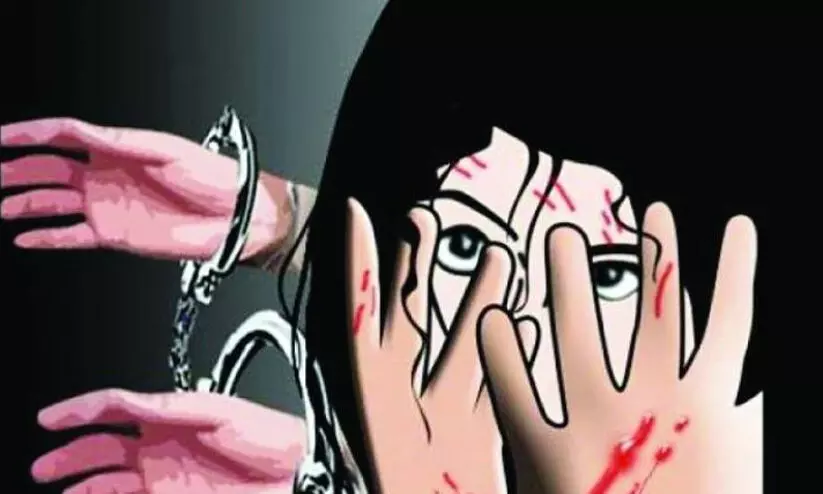 പഴനിയിലെ കൂട്ടബലാത്സംഗം: പരാതിക്കാരിയായ തമിഴ് യുവതിയും സുഹൃത്തും മുങ്ങി പഴനിയിലെ കൂട്ടബലാത്സംഗം: പരാതിക്കാരിയായ തമിഴ് യുവതിയും സുഹൃത്തും മുങ്ങി