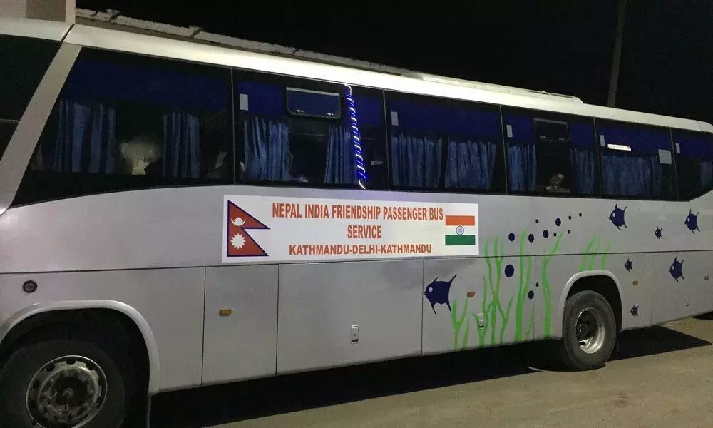 india nepal bus service
