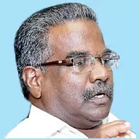 കോ​വി​ഡ് ബാ​ധി​ച്ച് മ​രി​ച്ചു