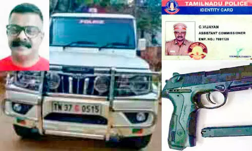 ഭാര്യയെ സന്തോഷിപ്പിക്കാൻ പൊലീസ്​ വേഷം കെട്ടി മൂന്നാറിൽ ചുറ്റിയ കമീഷണർ അകത്തായി; വിനയായത് സല്യൂട്ട്