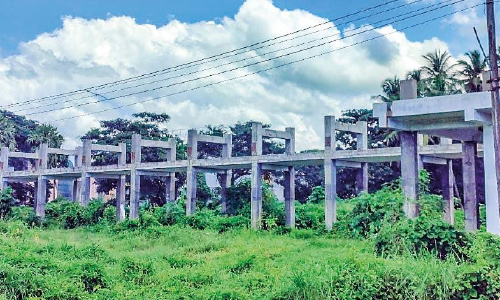 മു​നി​സി​പ്പ​ൽ ബ​സ്​​സ്​​റ്റാ​ൻ​ഡും സ്​​റ്റേ​ഡി​യം ടെ​ർ​മി​ന​ലും സ്വ​പ്​​ന​പ​ദ്ധ​തി​ക​ളാ​യി തു​ട​രു​ന്നു