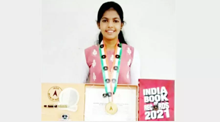 വാർത്ത വായിച്ച് അർഷ റെക്കോഡ്​ ബുക്കിൽ