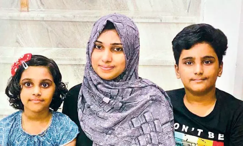 ദുരിതം പേറി താജിനയും മക്കളും നഷ്ടമായത് ഇടത് കാലും ഗർഭസ്ഥ ശിശുവും ദുരിതം പേറി താജിനയും മക്കളും നഷ്ടമായത് ഇടത് കാലും ഗർഭസ്ഥ ശിശുവും