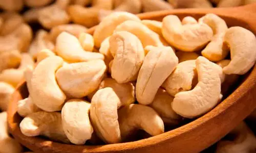 ഓണക്കിറ്റിൽ കശുവണ്ടിപ്പരിപ്പിന്​ പകരം കായമോ പുളിയോ