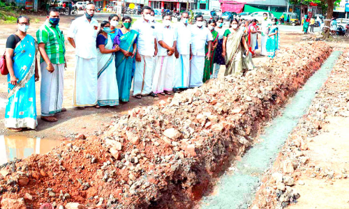 കെ.എസ്.ആര്‍.ടി.സി ഇന്ധന പമ്പിന്​ സ്‌റ്റോപ് മെമ്മോ നൽകി നഗരസഭ; നി​ർ​മാ​ണം അ​നു​വ​ദി​ക്കി​ല്ലെ​ന്ന് ബി.​ജെ.​പി​യും യു.​ഡി.​എ​ഫും