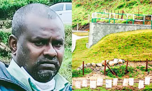 പാറക്കൂട്ടങ്ങൾക്കിടയിൽ മകനെ തിരഞ്ഞ്​ എന്നും പെട്ടിമുടിയിലെത്തും ഷ​ൺ​മു​ഖ​നാ​ഥ​ൻ