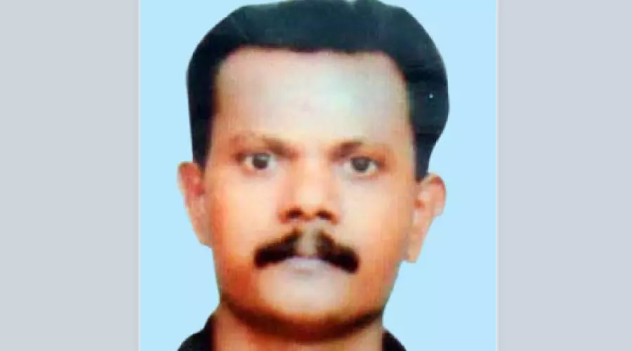 കോവിഡ് പ്രതിസന്ധിയും കടബാധ്യതയും; യുവാവ് ജീവനൊടുക്കി കോവിഡ് പ്രതിസന്ധിയും കടബാധ്യതയും; യുവാവ് ജീവനൊടുക്കി