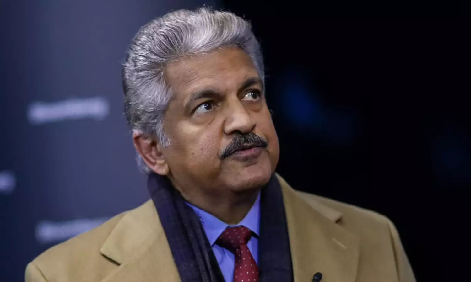 anand mahindra 7821