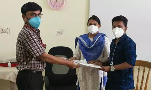 അവയവദാന സമ്മത പത്രം സമർപിക്കുന്ന ആദ്യ ട്രാൻസ്ജെൻഡർ ദമ്പതികളായി ഋത്വികും തൃപ്തിയും; മൃതദേഹം പഠനത്തിന്​ ന​ൽകും