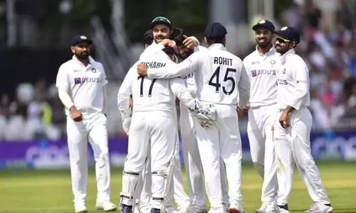 ഇന്ത്യക്ക്​ ജയിക്കാൻ 157 റൺസ്​ കൂടി, ഇംഗ്ലണ്ടിന്​ 9 വിക്കറ്റും; ആദ്യ ടെസ്റ്റ്​ ആവേശകരമായ അന്ത്യത്തിലേക്ക്​