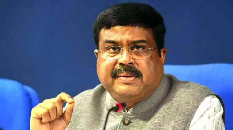 സൗദിയിൽ നീറ്റ് പരീക്ഷ ആലോചിക്കാമെന്ന് ഇന്ത്യൻ വിദ്യാഭ്യാസമന്ത്രി സൗദിയിൽ നീറ്റ് പരീക്ഷ ആലോചിക്കാമെന്ന് ഇന്ത്യൻ വിദ്യാഭ്യാസമന്ത്രി