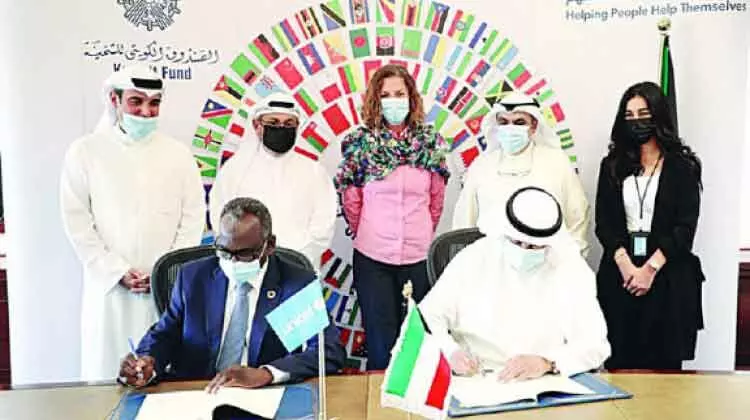 അർബുദ ബാധിതരായ സിറിയൻ കുട്ടികൾക്ക് കുവൈത്ത് സഹായം അർബുദ ബാധിതരായ സിറിയൻ കുട്ടികൾക്ക് കുവൈത്ത് സഹായം