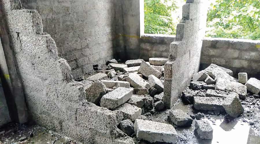 ലൈഫ് മിഷൻ ഫ്ലാറ്റിൽ സാമൂഹികവിരുദ്ധരുടെ അഴിഞ്ഞാട്ടം