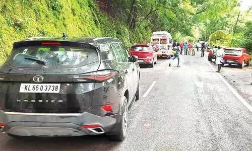 കുടകിൽ അപ്രതീക്ഷിത കർഫ്യൂ; വലഞ്ഞത് മലയാളി യാ​ത്രക്കാർ