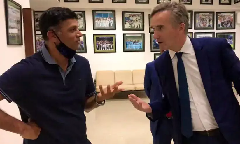 dravid teaching kannada dravid teaching kannada