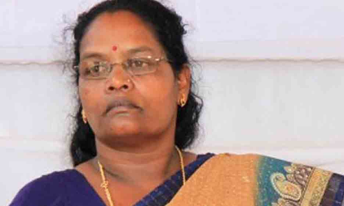 സി.കെ ജാനുവിന്റെ വീട്ടിൽ ക്രൈംബ്രാഞ്ച് റെയ്ഡ്