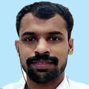 ലോ​റി​യി​ടി​ച്ച് ബൈ​ക്ക് യാ​ത്ര​ക്കാ​ര​നാ​യ  യു​വ അ​ഭി​ഭാ​ഷ​ക​ന്‍ മ​രി​ച്ചു