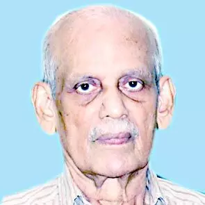 ര​വീ​ന്ദ്ര​ൻ നാ​യ​ർ