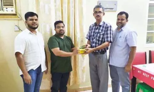 യാത്രയയപ്പ്​ നൽകി