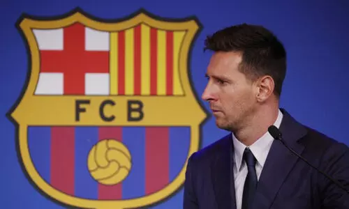 മെസ്സി ടീം വിടുന്നതോടെ ബാഴ്​സക്ക് നഷ്​ടമാകുന്നത്​​ കോടികളുടെ വരുമാനം