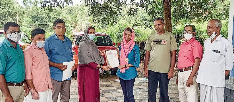 Chemmam kadavu High School Gift Car Chemmam kadavu High School Gift Car