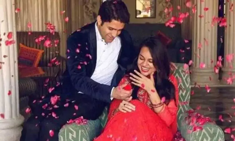 athar aamir khan-tina dabi athar aamir khan-tina dabi