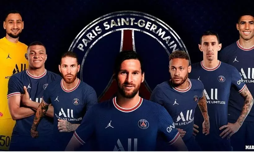 ഇതെന്താണ് ഫിഫ ലോക ഇലവനോ; പി.എസ്.ജി ലൈൻഅപ് കണ്ട് അമ്പരന്ന് ലോകം ഇതെന്താണ് ഫിഫ ലോക ഇലവനോ; പി.എസ്.ജി ലൈൻഅപ് കണ്ട് അമ്പരന്ന് ലോകം