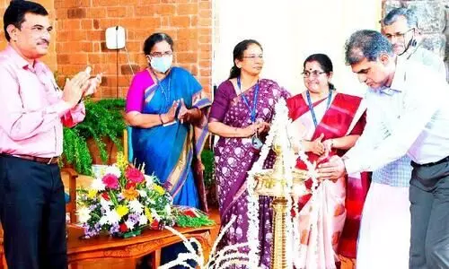 റബർ ട്രെയിനിങ് ഇൻസ്റ്റിറ്റ്യൂട്ടിന് ദേശീയ പദവി, ഇനി നാഷനൽ ഇൻസ്റ്റിറ്റ്യൂട്ട് ഓഫ് റബർ െട്രയിനിങ് റബർ ട്രെയിനിങ് ഇൻസ്റ്റിറ്റ്യൂട്ടിന് ദേശീയ പദവി, ഇനി നാഷനൽ ഇൻസ്റ്റിറ്റ്യൂട്ട് ഓഫ് റബർ െട്രയിനിങ്