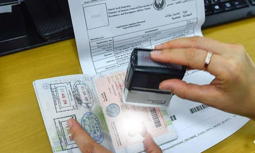 കാലാവധി കഴിഞ്ഞ ദുബൈ വിസകളുടെ കാലാവധി നീട്ടുന്നു