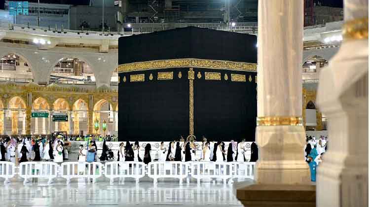 കൂടുതൽ തീർഥാടകർക്ക് അനുമതി: മസ്ജിദുൽ ഹറാം സജീവമായി കൂടുതൽ തീർഥാടകർക്ക് അനുമതി: മസ്ജിദുൽ ഹറാം സജീവമായി