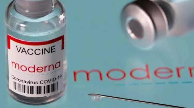 പത്തുലക്ഷം ഡോസ് കൂടി: മൊഡേണ വാക്സിൻ അധികം വാങ്ങും പത്തുലക്ഷം ഡോസ് കൂടി: മൊഡേണ വാക്സിൻ അധികം വാങ്ങും