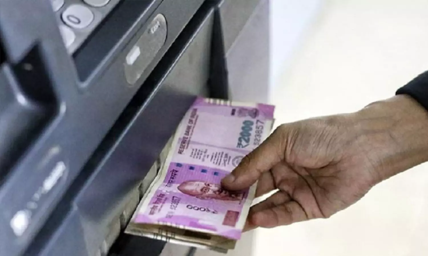 എ.ടി.എം തകരാർ: 9,000 രൂപ നഷ്​ടമായ കുറ്റ്യാടി സ്വദേശിക്ക്​ 36,500 രൂപ നൽകാൻ ഓംബുഡ്‌സ്മാൻ വിധി