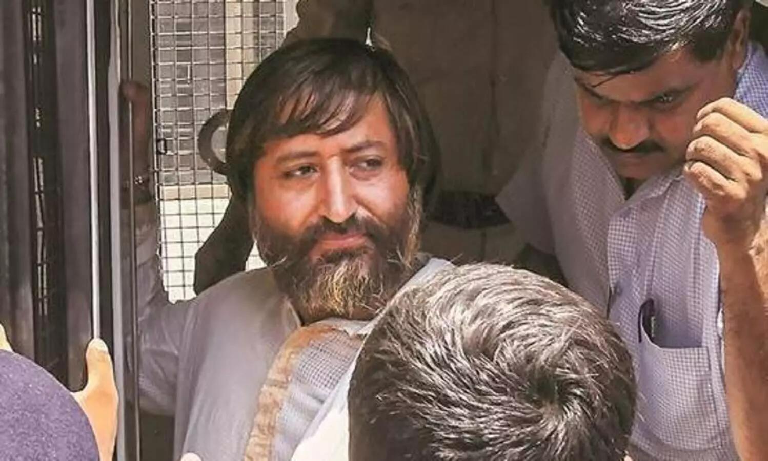 narayan sai 12821